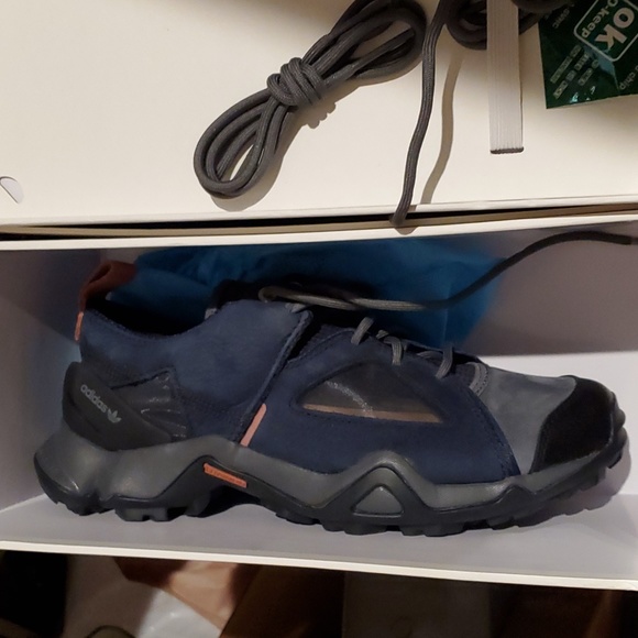 NIB $290 sz 6 adidas  x OAMC sneakers - Picture 3 of 5